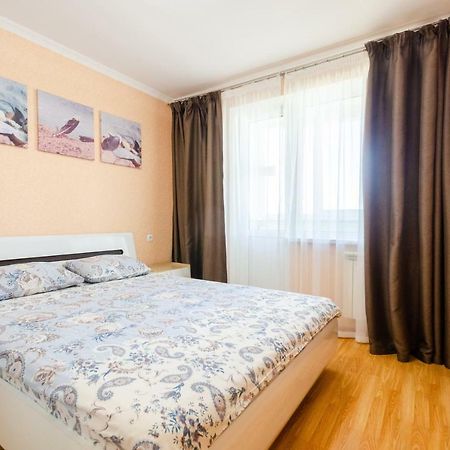 Artal Apartment On Obolonskaya Square 3 Kyiv Exterior foto