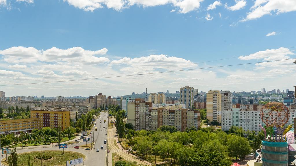 Artal Apartment On Obolonskaya Square 3 Kyiv Exterior foto